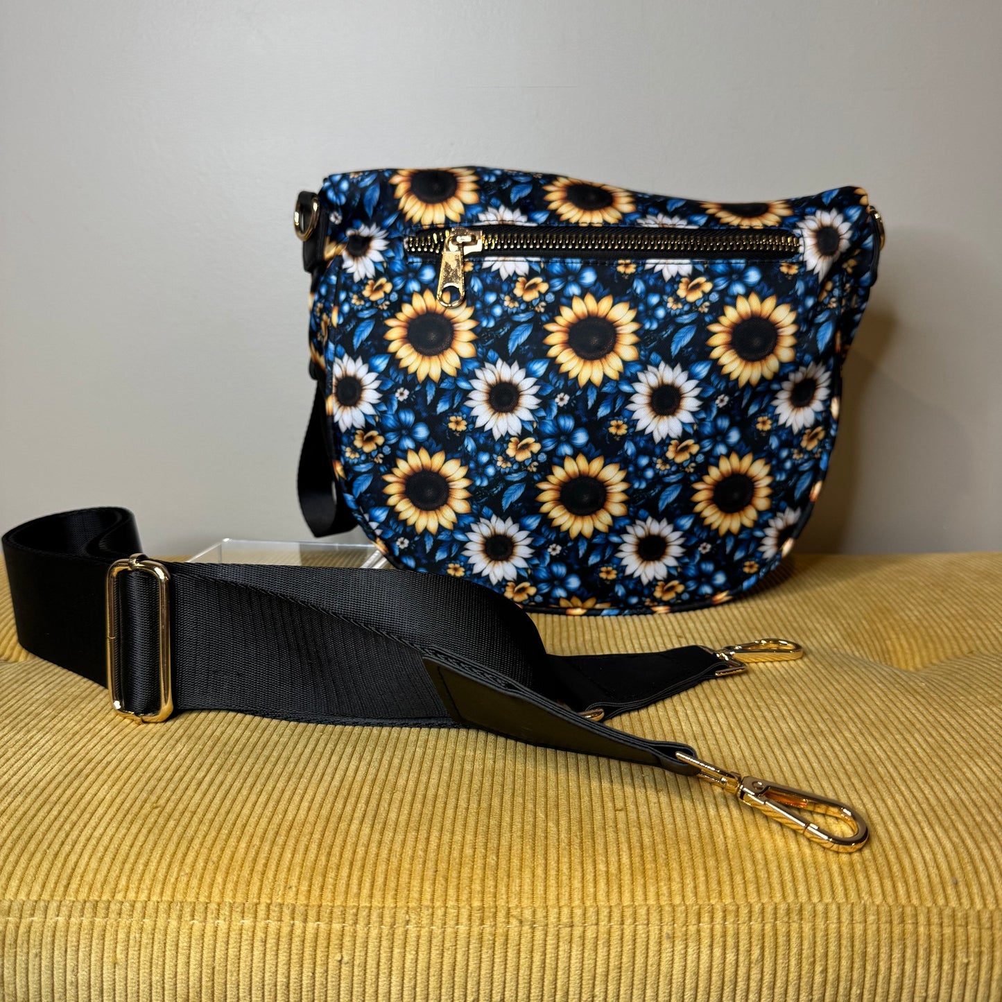 The Roni Nylon Crossbody - Blue Sunflower