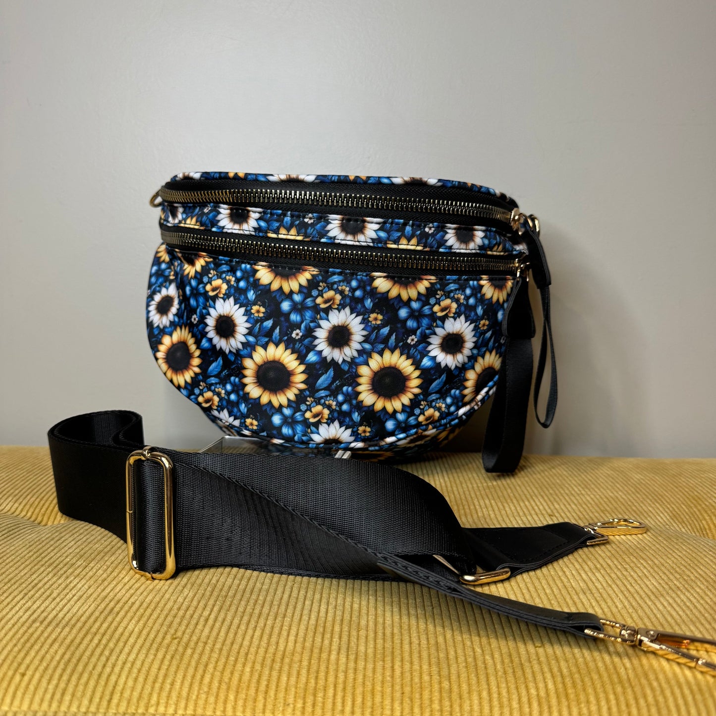 The Roni Nylon Crossbody - Blue Sunflower