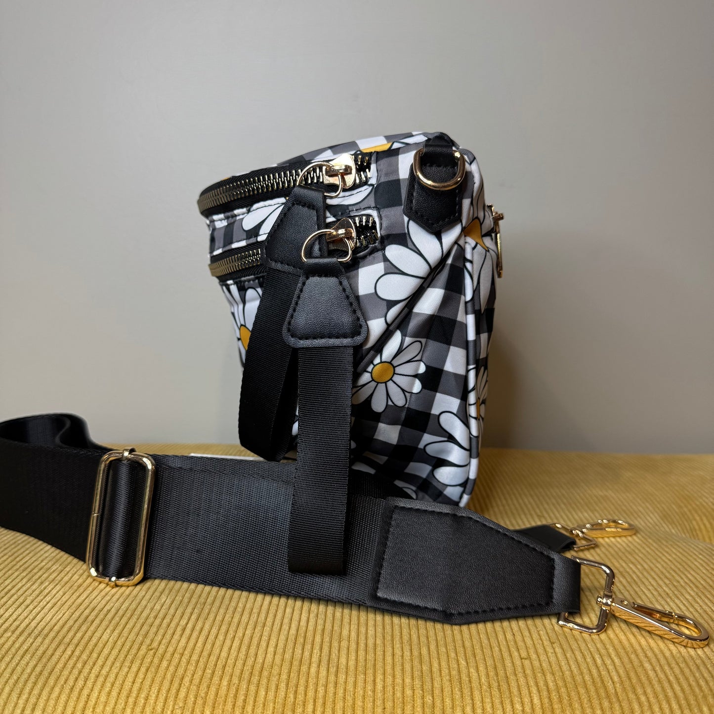 The Roni Nylon Crossbody - Daisy Gingham